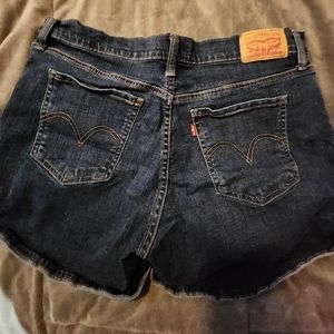 Levi Mid Shorts